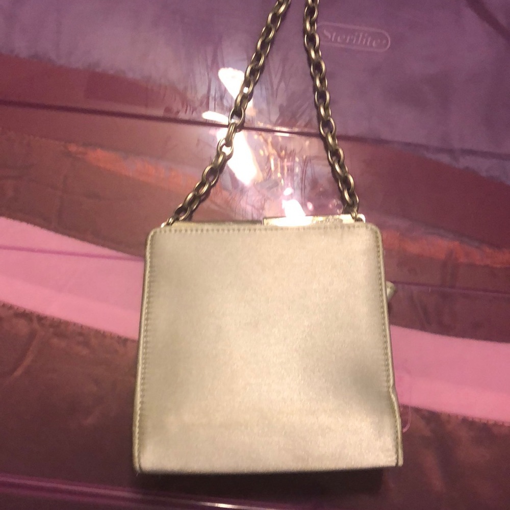 Clutch purse